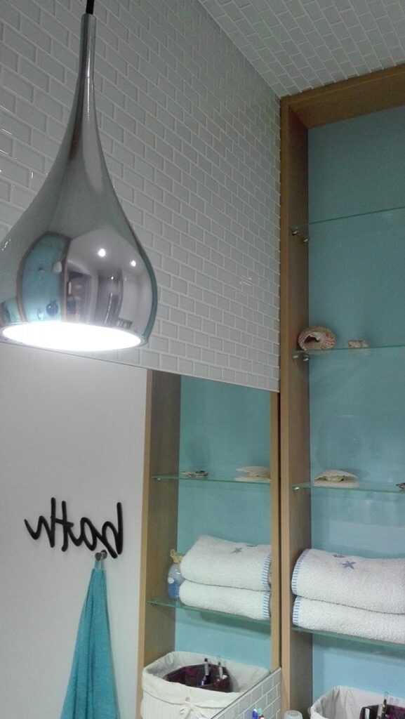 ewa_0000s_0006_EWA (1)